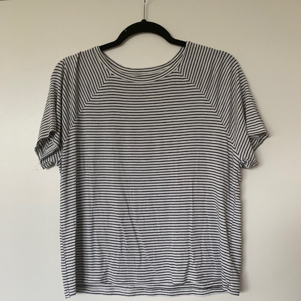 American Eagle T-shirt